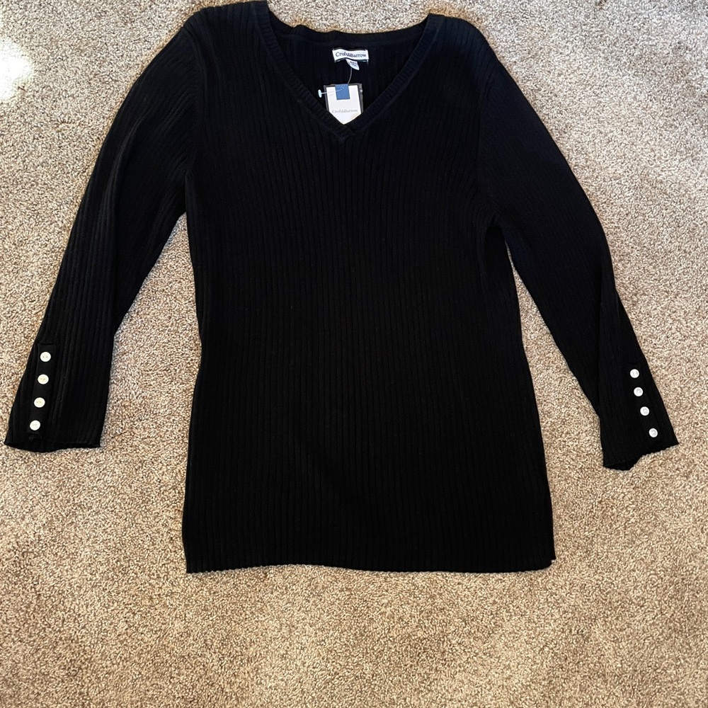 NWT - Black V-Neck - 3/4 Sleeve - Ribbed Sweater